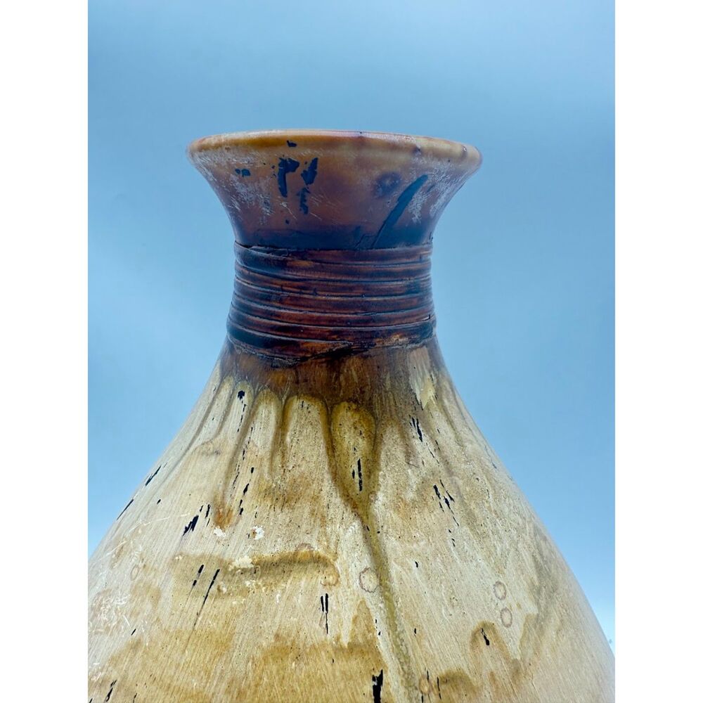 VINTAGE Mid-Century Style Pottery Vase - Picture 2 of 7